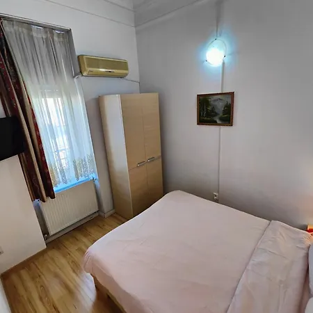 Atlas Appartement Boekarest